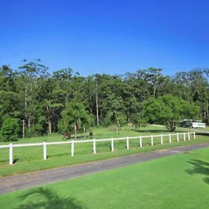 https://cabin-country-retreat-paskins-farm.queenslandhotels.net